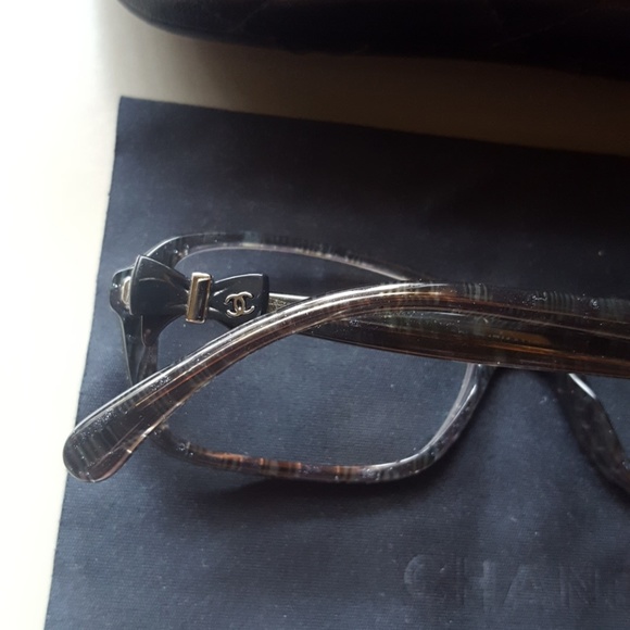 Chanel Gray Tweed Bow Eyeglasses With Original Case - Picture 3 of 8